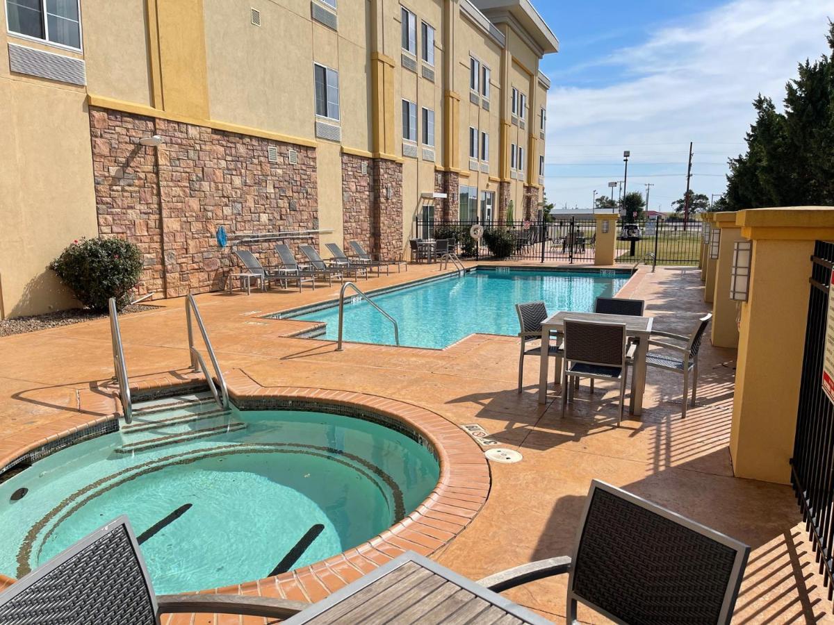 La Quinta By Wyndham Elk City Extérieur photo