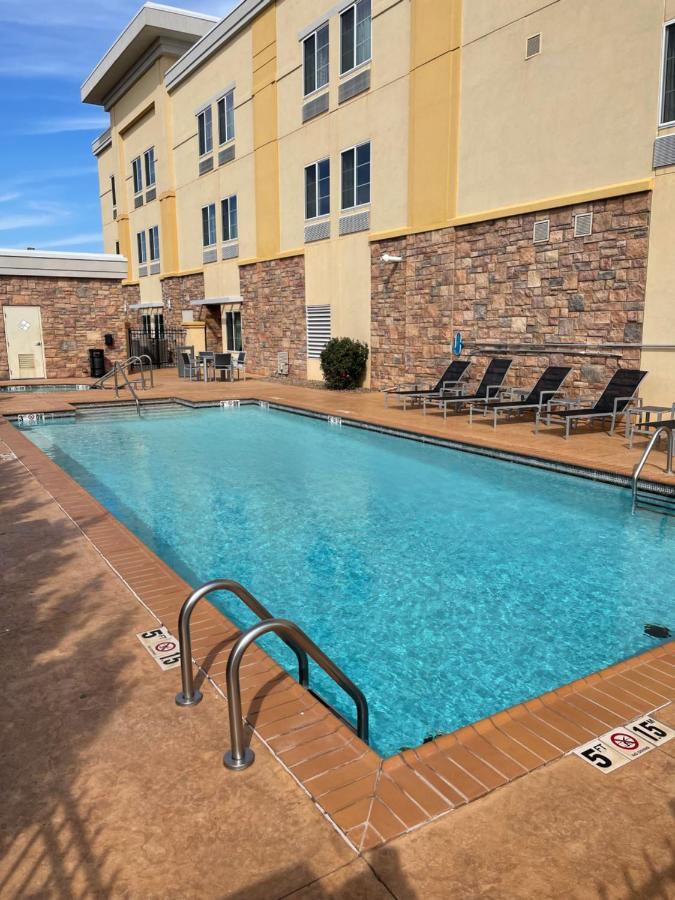 La Quinta By Wyndham Elk City Extérieur photo